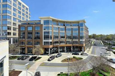 Main picture of Metropolitan Condominiums