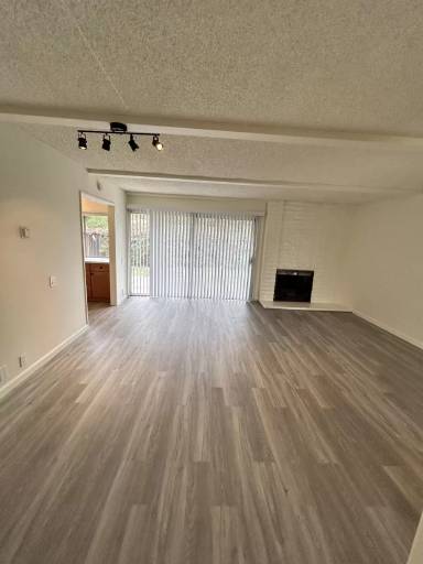 Main picture of 449 Linfield pl