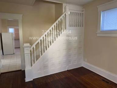 Main picture of 418 Lincoln Ave NW