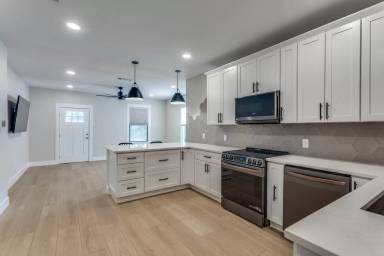 Main picture of 2821 W Cantey St