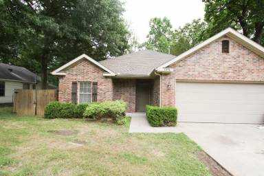 Main picture of 1336 W Mount Comfort Rd