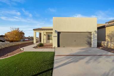 Main picture of 13459 Everingham St