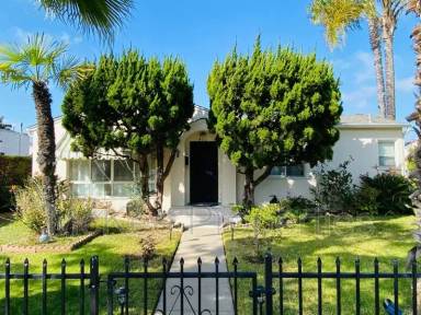 Main picture of 400 H Ave