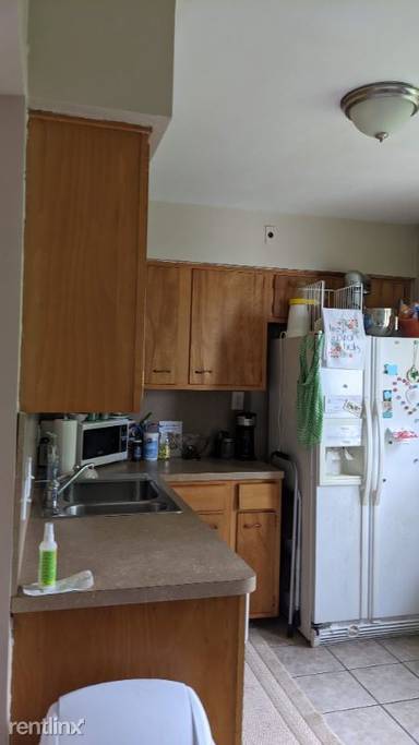 Main picture of 1756 Lee Rd