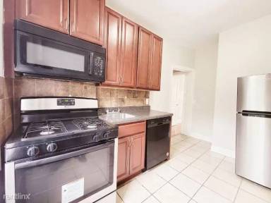 Main picture of 1059 W Side Ave