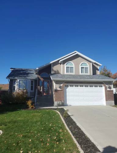 Main picture of 4096 W 9470 S