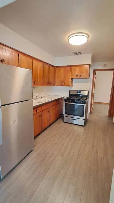 Main picture of 2229 7th Ave