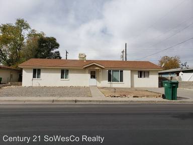 Main picture of 2605 N Mesa Dr