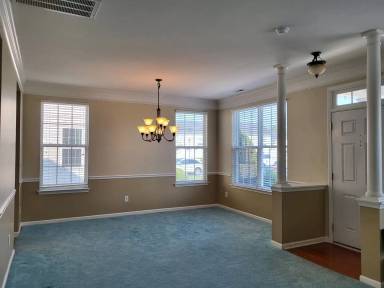 Main picture of 7527 Bluff Point Ln