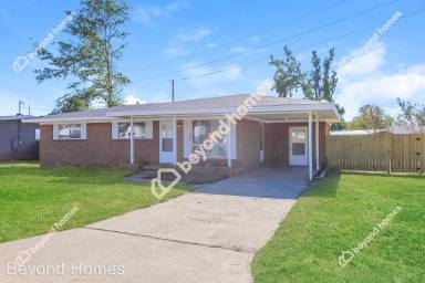 Main picture of 100 Montana Ave