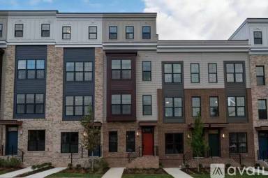 Main picture of 7375 Arlington Blvd