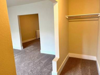 Main picture of 820 S Monroe St