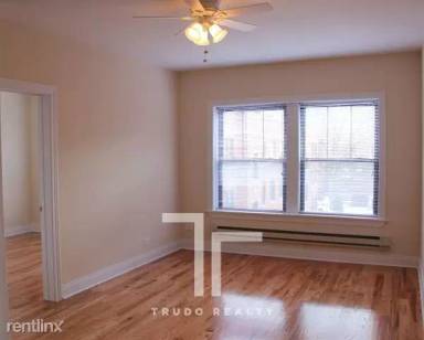 Main picture of 620-30 W Cornelia Ave