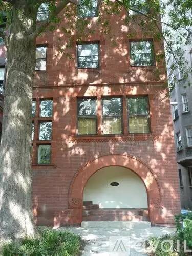 Main picture of 1813 16th St NW