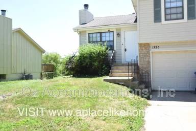 Main picture of 1725 W Spruce St