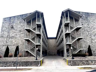 Main picture of 519 N Lincoln St