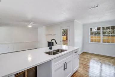 Main picture of 29 Beaver Run Dr
