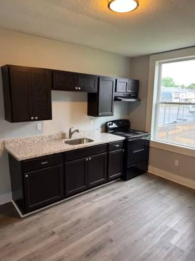 Main picture of 7820 Formosa Way