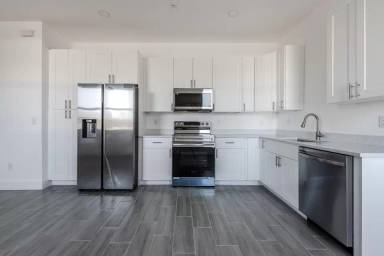 Main picture of 246 Rotonda Blvd W