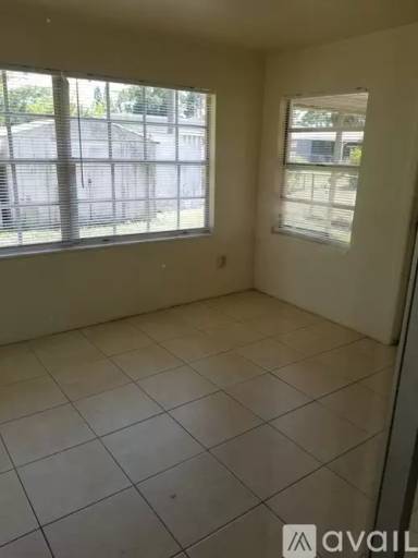 Main picture of 4706 Kennedy Dr
