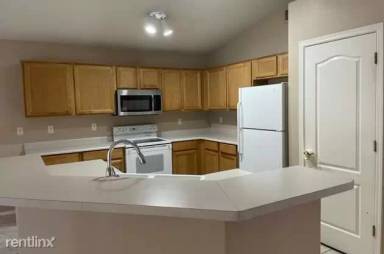 Main picture of 12140 N 85th Ave