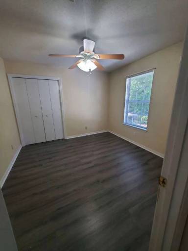 Main picture of 71 7th St