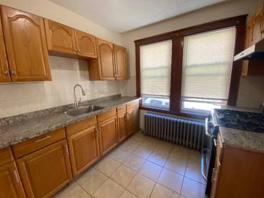 Main picture of 28 Aldrich St