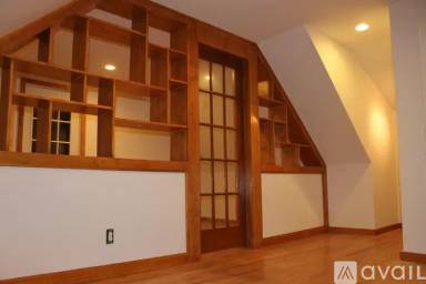 Main picture of 34 Knight St
