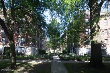 Main picture of 4738 S Woodlawn Ave