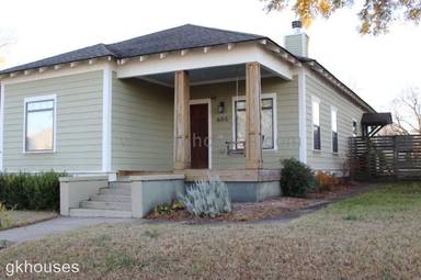 Main picture of 605 E 16th St