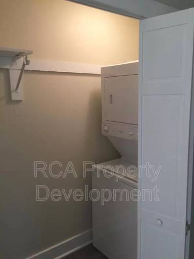 Main picture of 1157 Villa Ave