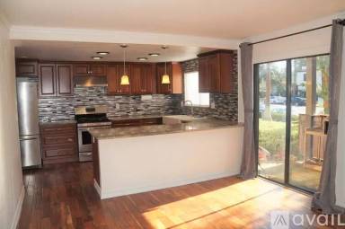 Main picture of 314 Pasadena Ave
