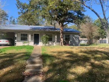 Main picture of 3020 Grove St