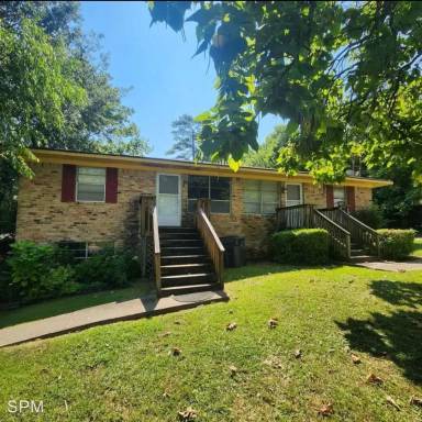 Main picture of 4221 White Oak Dr