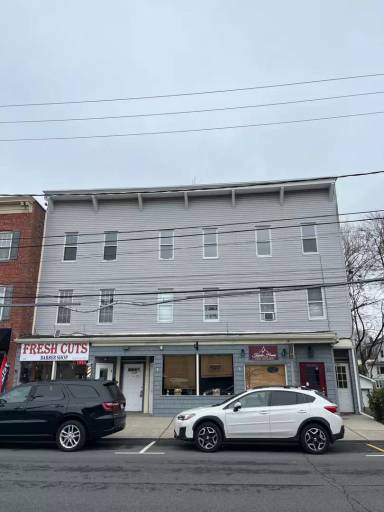 Main picture of 308 Main St