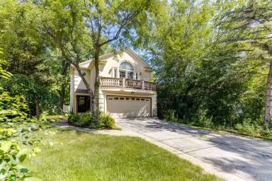 Main picture of 60 W Old Elm Rd