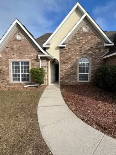 Main picture of 3100 Village Cir