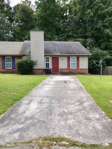 Main picture of 210 Deer Creek Dr