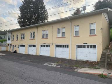 Main picture of 463 Walnut St