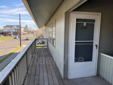 Main picture of 213-221 NW 7th St