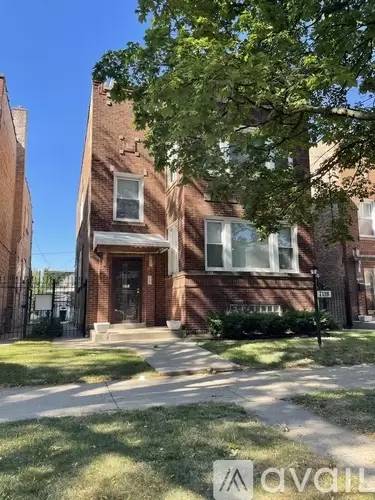 Main picture of 7128 S Eberhart Ave
