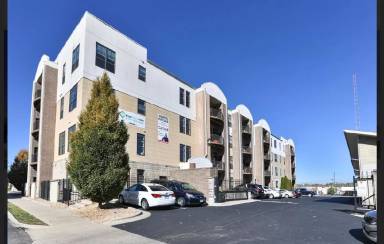 Main picture of 623 W Walnut St