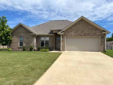 Main picture of 341 Sherborne Ct