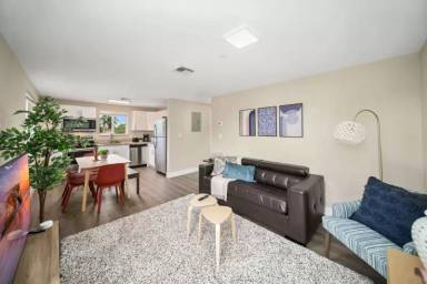 Main picture of 2311 Scott St