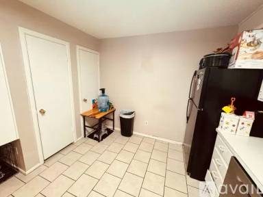 Main picture of 5443 40th St