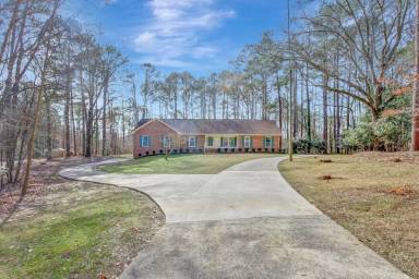 Main picture of 210 Ponderosa Dr