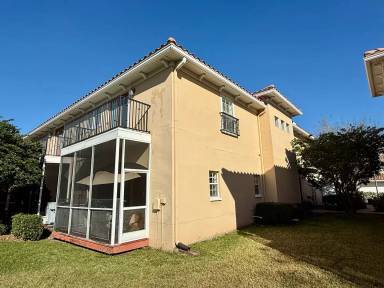 Main picture of 281 Valencia Cir