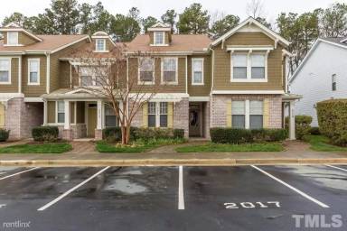 Main picture of 2017 Freeport Dr