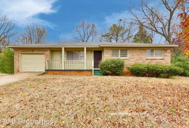 Main picture of 3614 Wilbur Ave NW