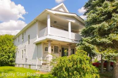 Main picture of 9609 Sladden Ave